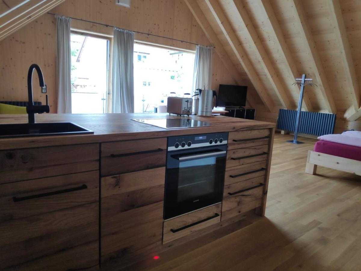 Ferienwohnungen Und Zimmer In Reutlingen-Goenningen المظهر الخارجي الصورة