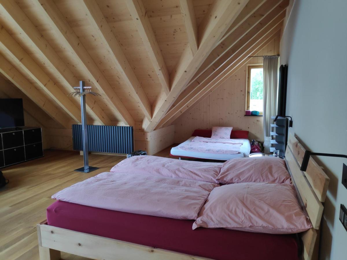 Ferienwohnungen Und Zimmer In Reutlingen-Goenningen المظهر الخارجي الصورة