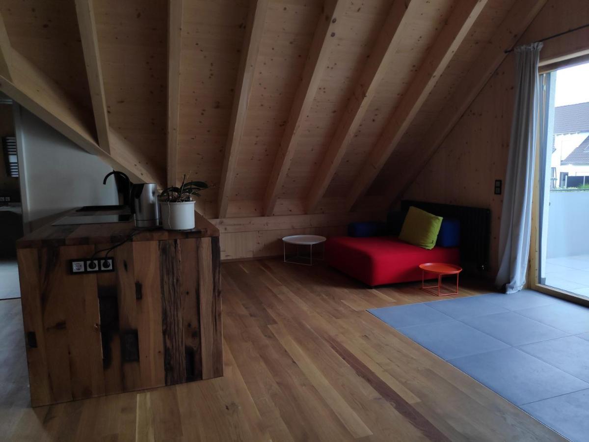 Ferienwohnungen Und Zimmer In Reutlingen-Goenningen المظهر الخارجي الصورة
