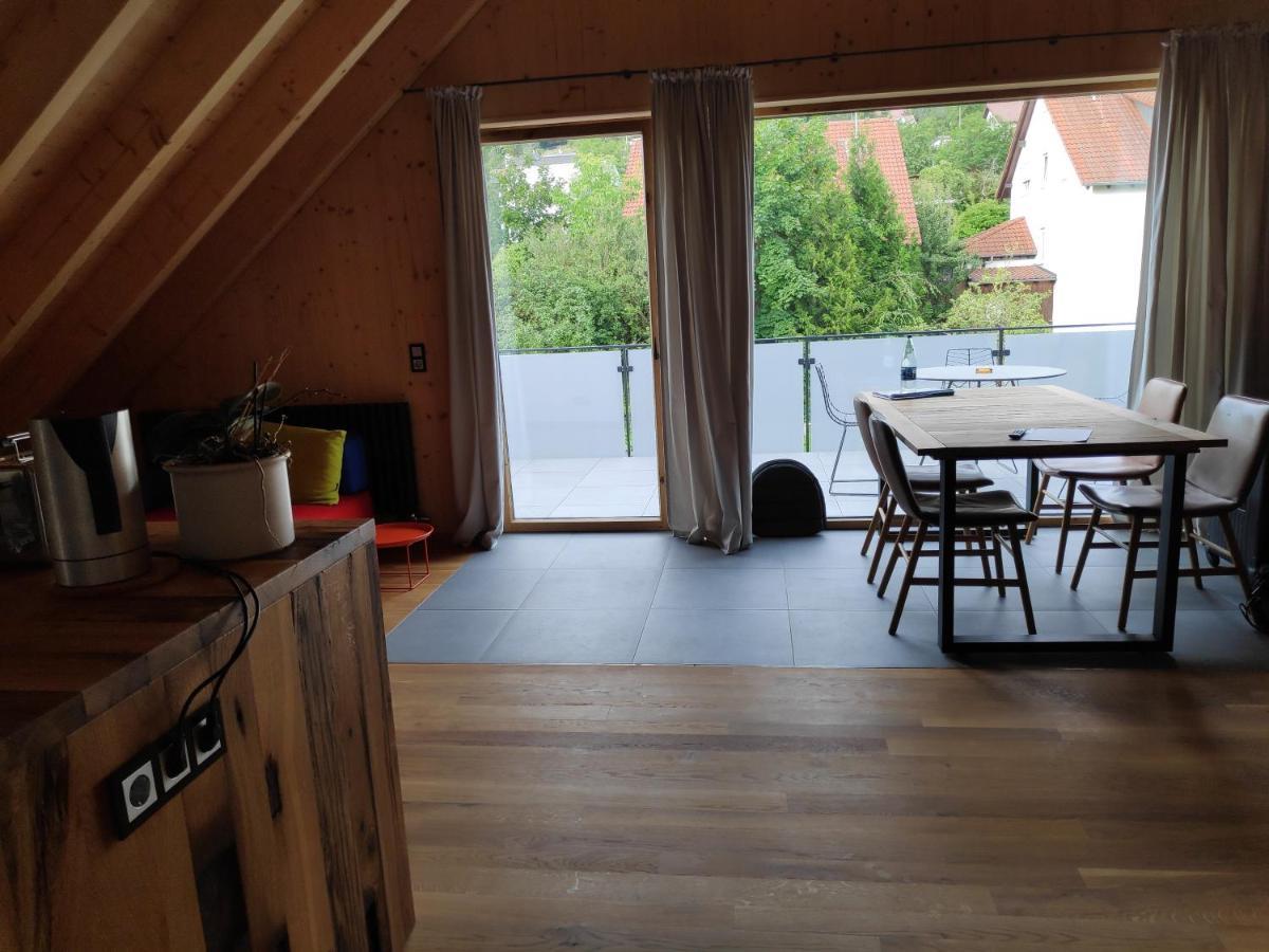 Ferienwohnungen Und Zimmer In Reutlingen-Goenningen المظهر الخارجي الصورة